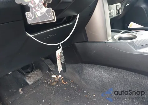 2013 Toyota Rav4 Limited z USA, uszkodzony, nr VIN JTMDFREV0D5005829